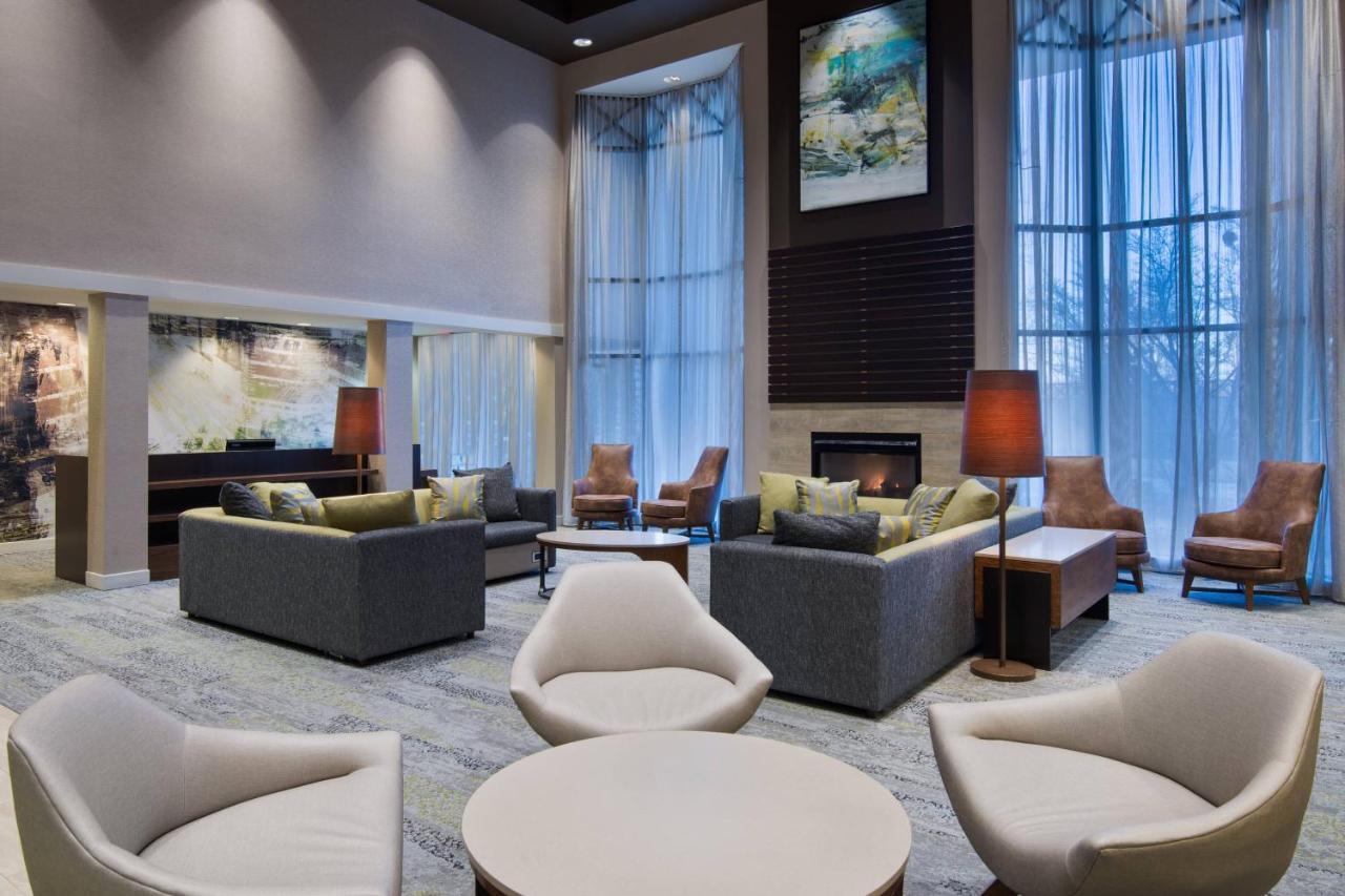 Courtyard By Marriott Springfield Airport Hotell Eksteriør bilde
